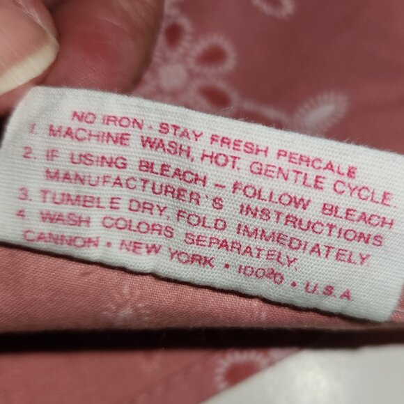 Vintage Twin-Size Flat Sheet Royal Family by Cannon Comfortcale - Picture 6 of 7